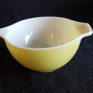 Pyrex Bowl.